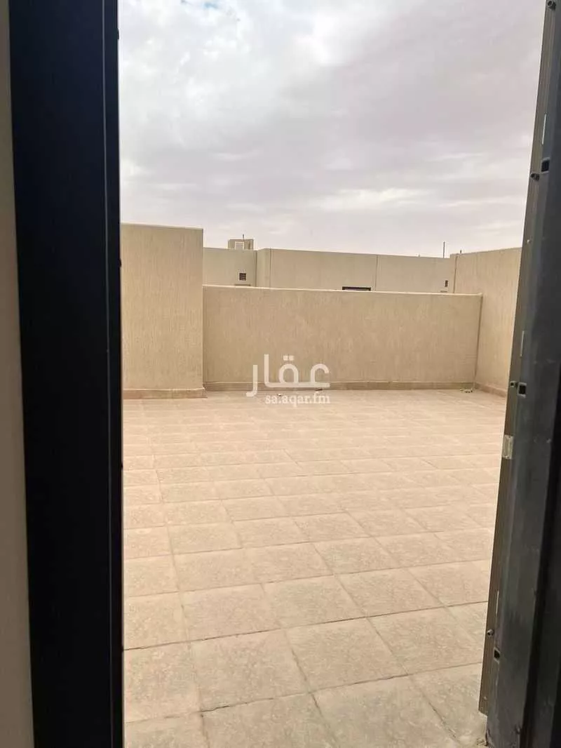 فيلا 4 غرف في الرياض 5