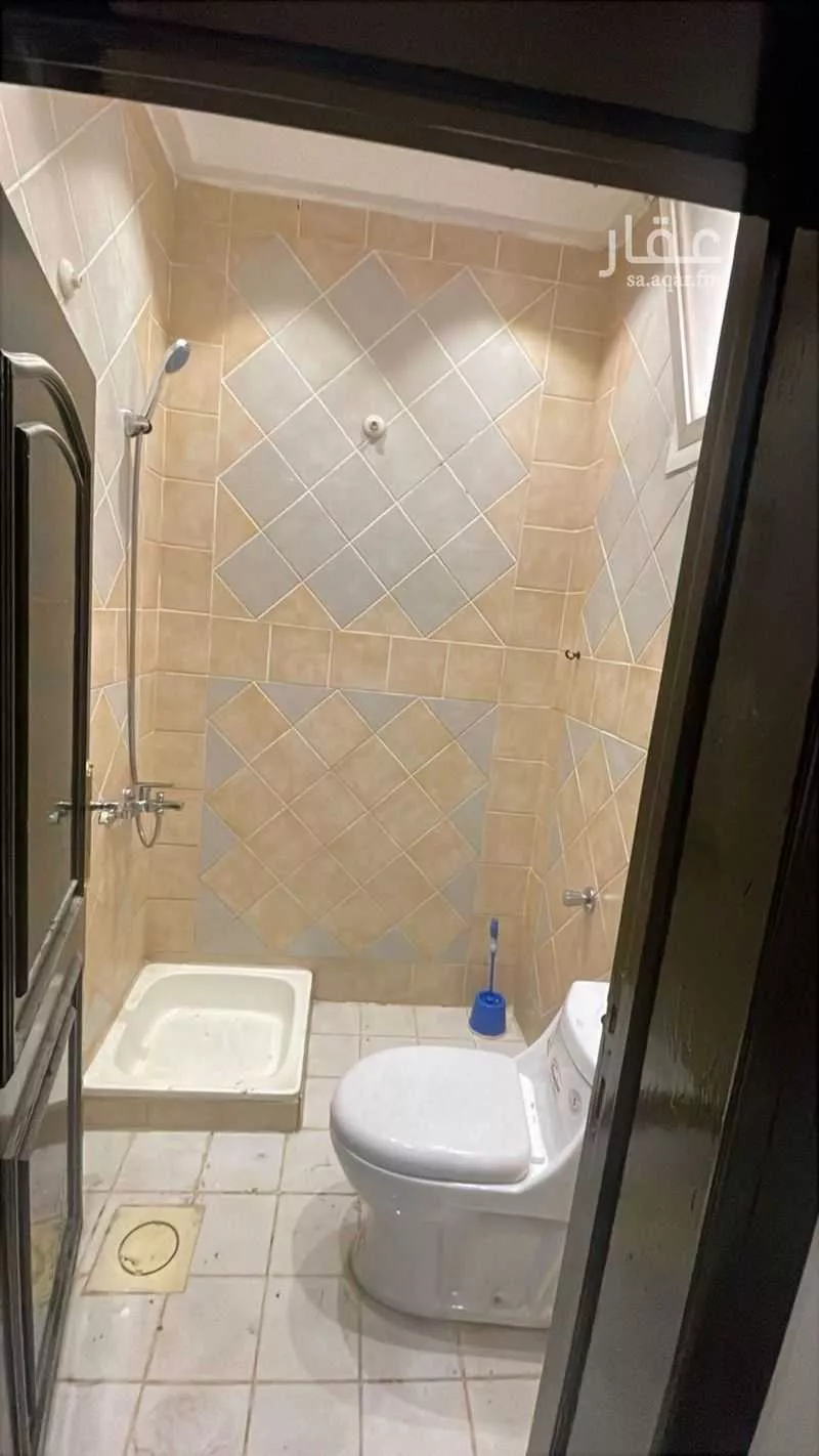 5 bedroom villa in Hittin 11
