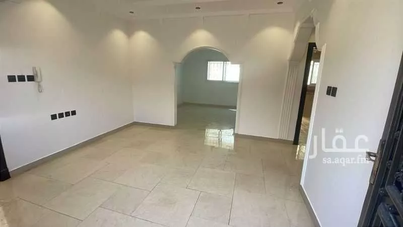 5 bedroom villa in Hittin 12