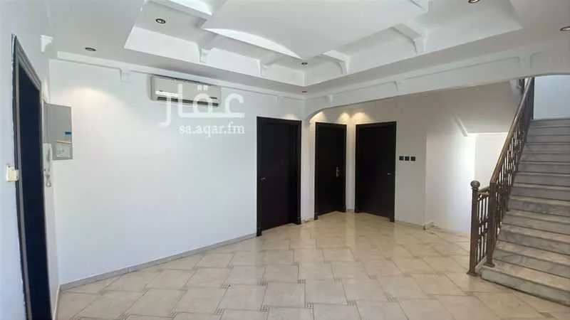 5 bedroom villa in Hittin 15