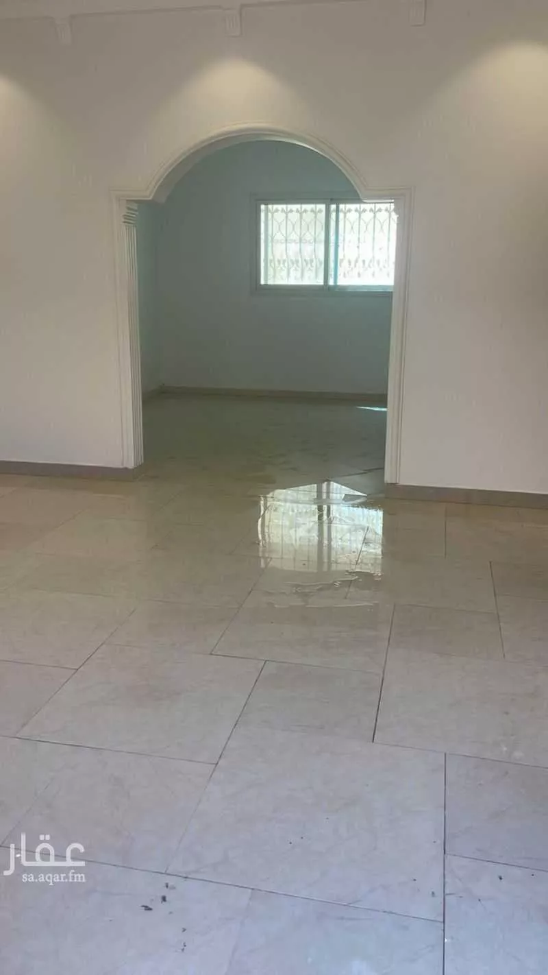 5 bedroom villa in Hittin 3