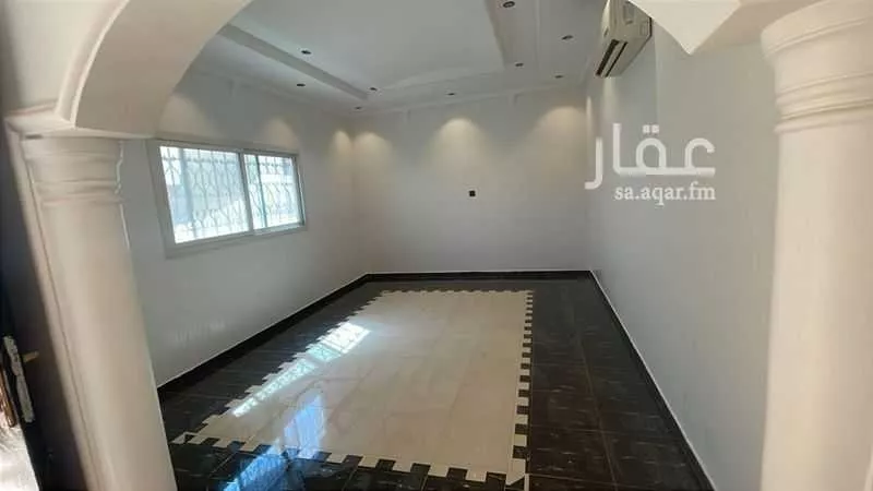 5 bedroom villa in Hittin 7