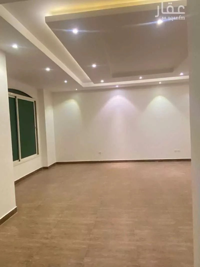 فيلا 5 غرف في الملك عبدالعزيز 2