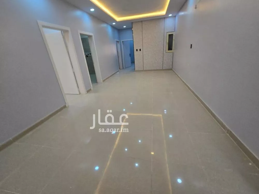 شقة 4 غرف في ضاحية الملك فهد 4