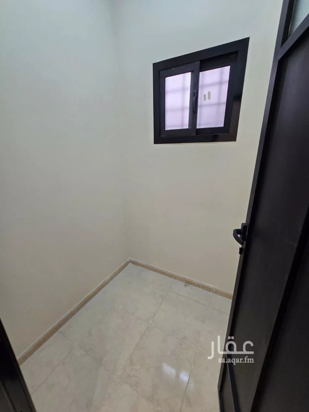 شقة 4 غرف في طيبة 23