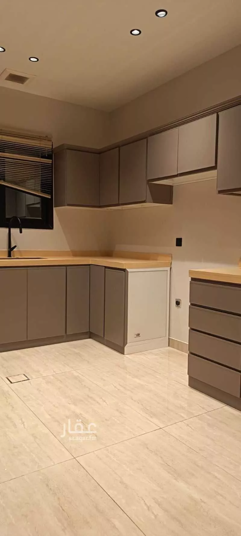 4 bedroom apartment in Al Muntazah 15