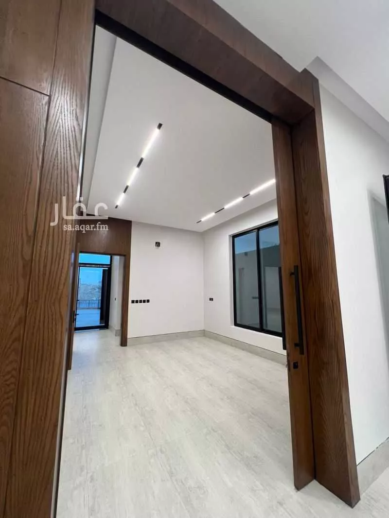 7 bedroom villa in Ash Sharq 4