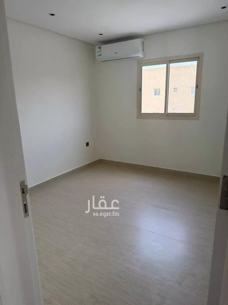 3 bedroom apartment in Al Aqiq 4