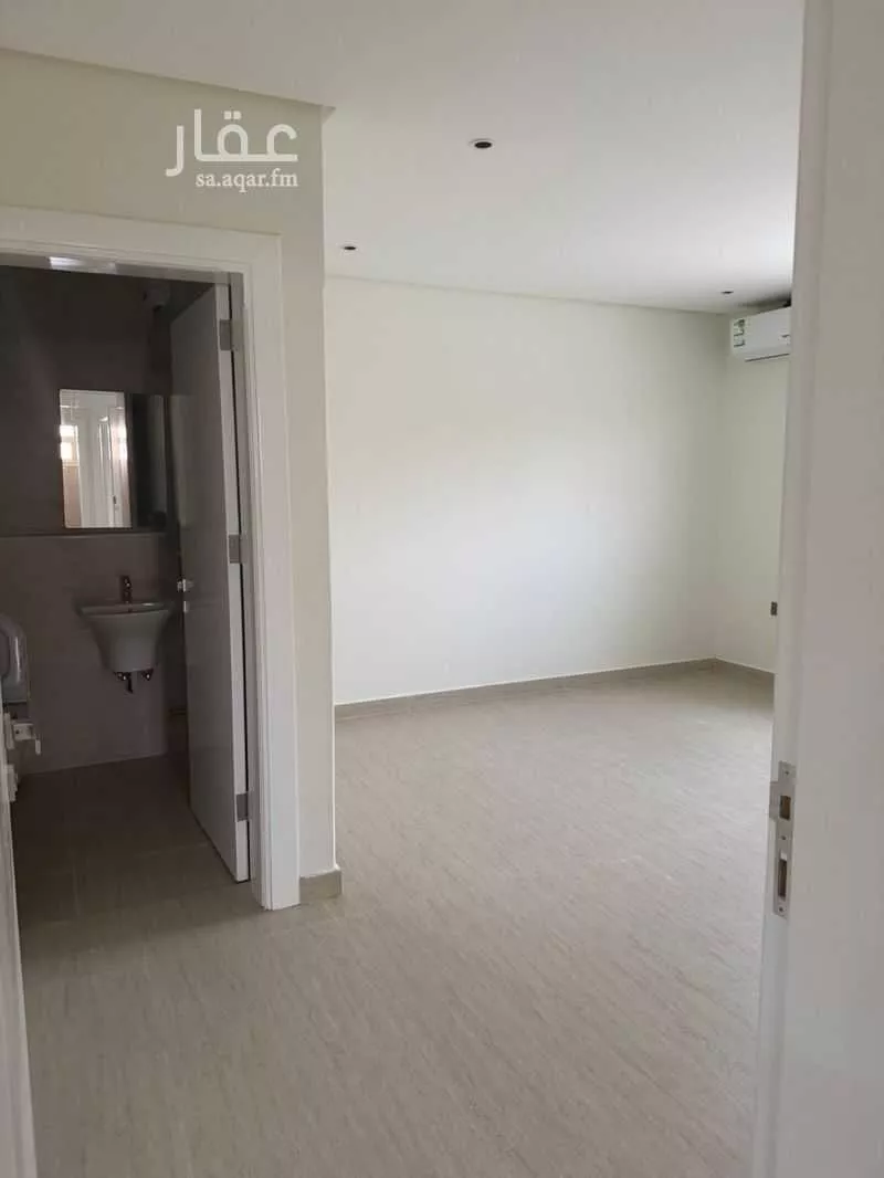 3 bedroom apartment in Al Aqiq 5