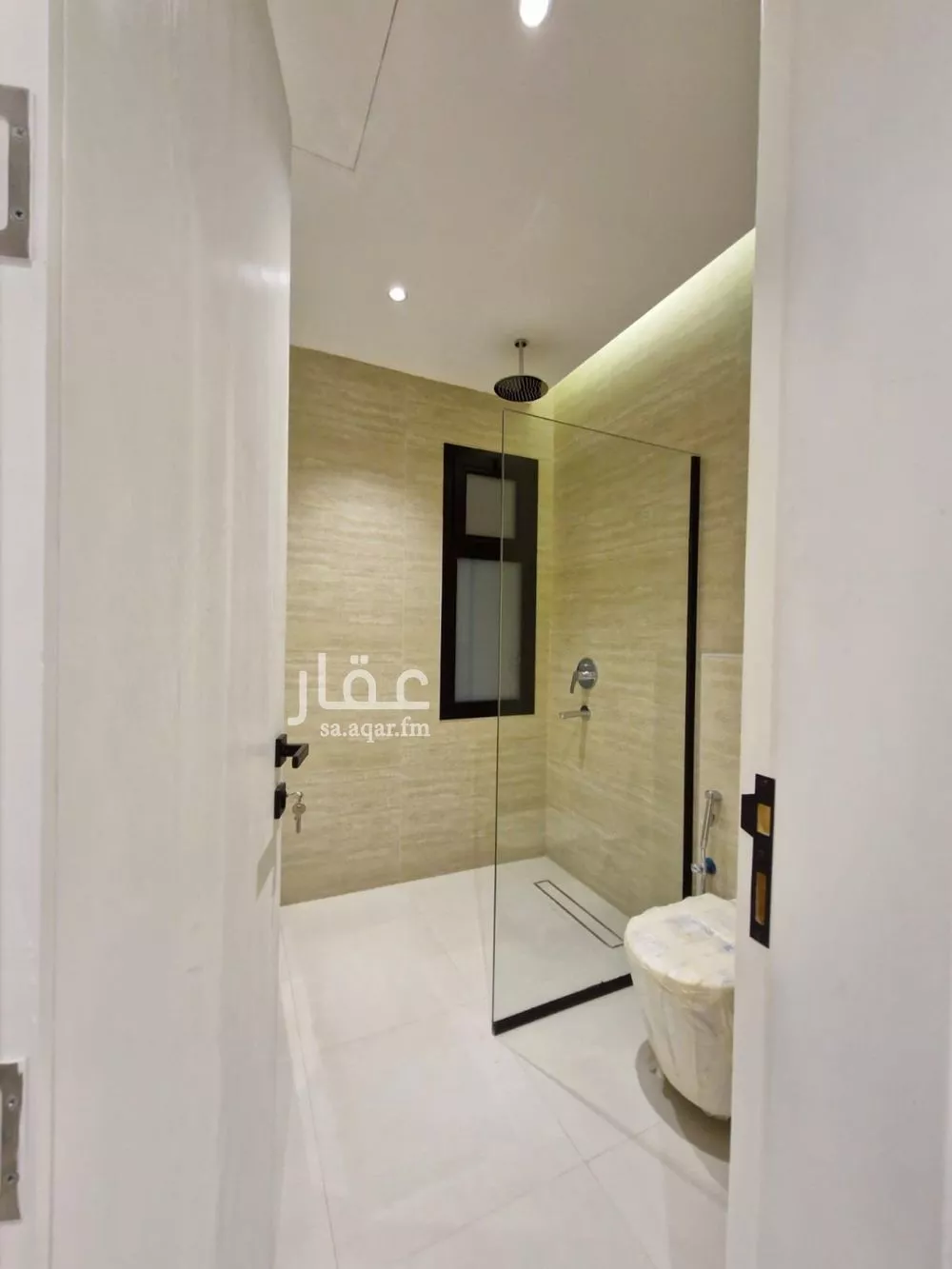 3 bedroom apartment in Al Qairawan 5
