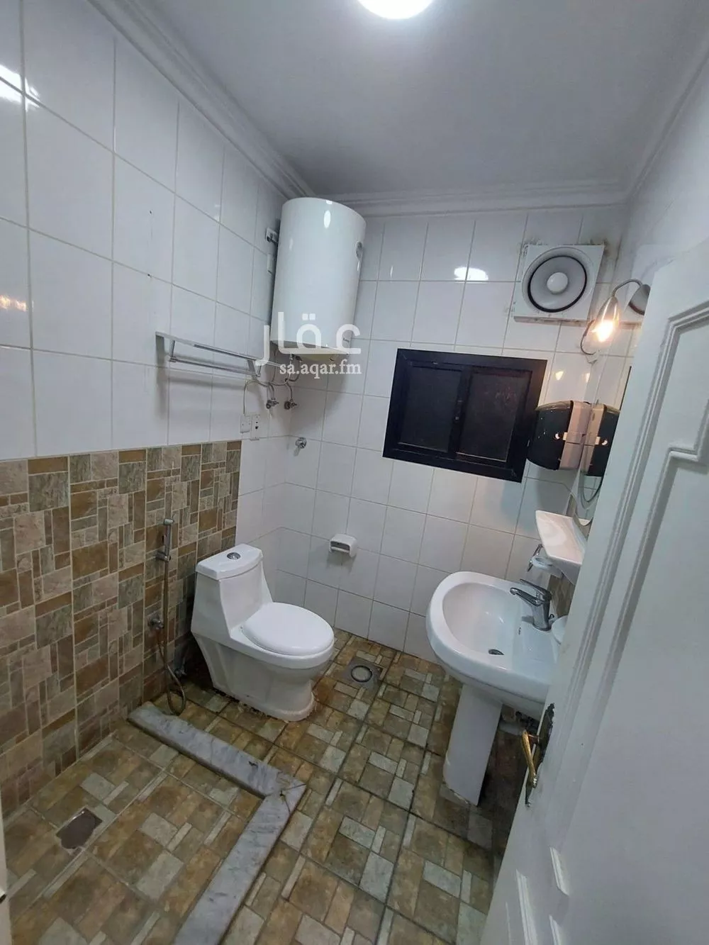 شقة 1 غرف في الملك فهد 3