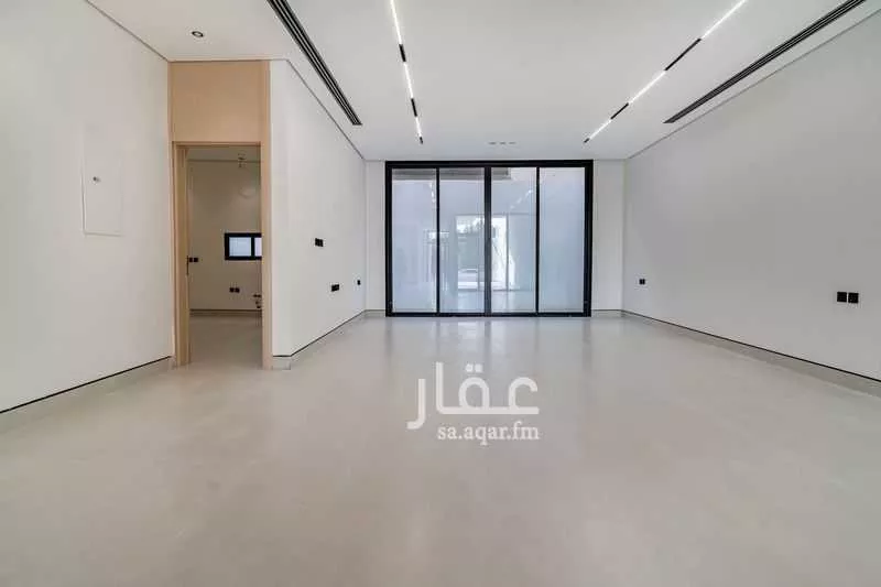 فيلا 6 غرف في النرجس 4