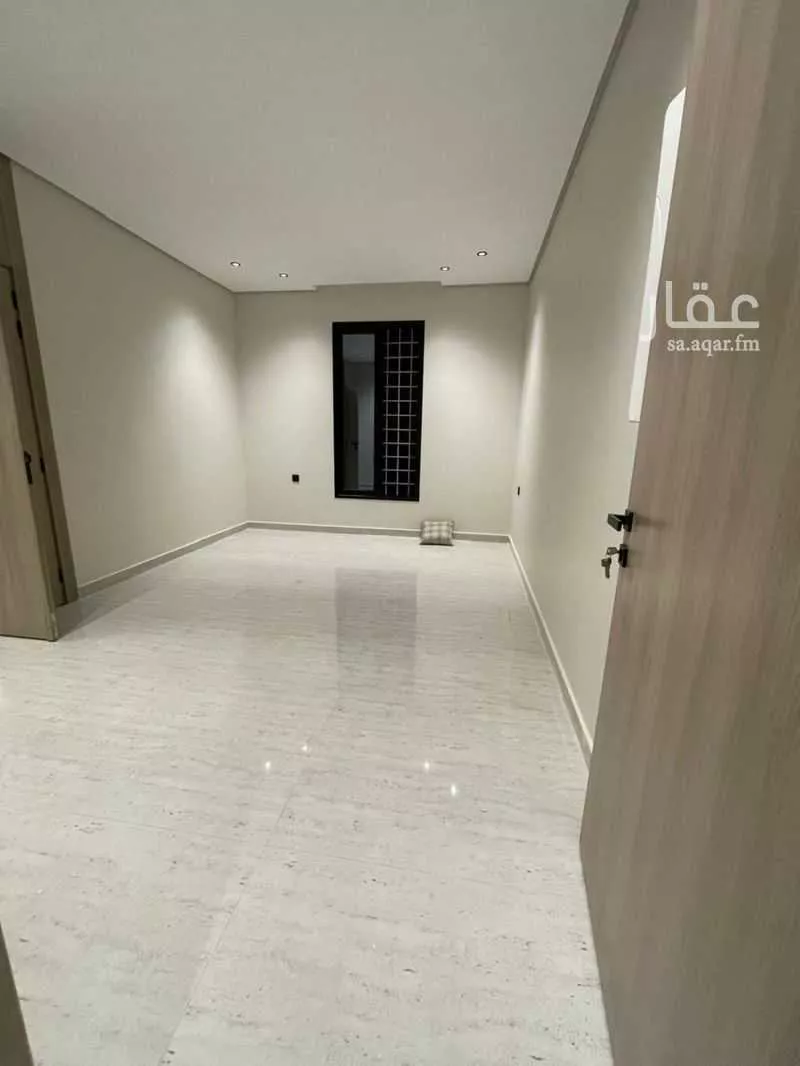 5 bedroom apartment in Ash Shulah 4