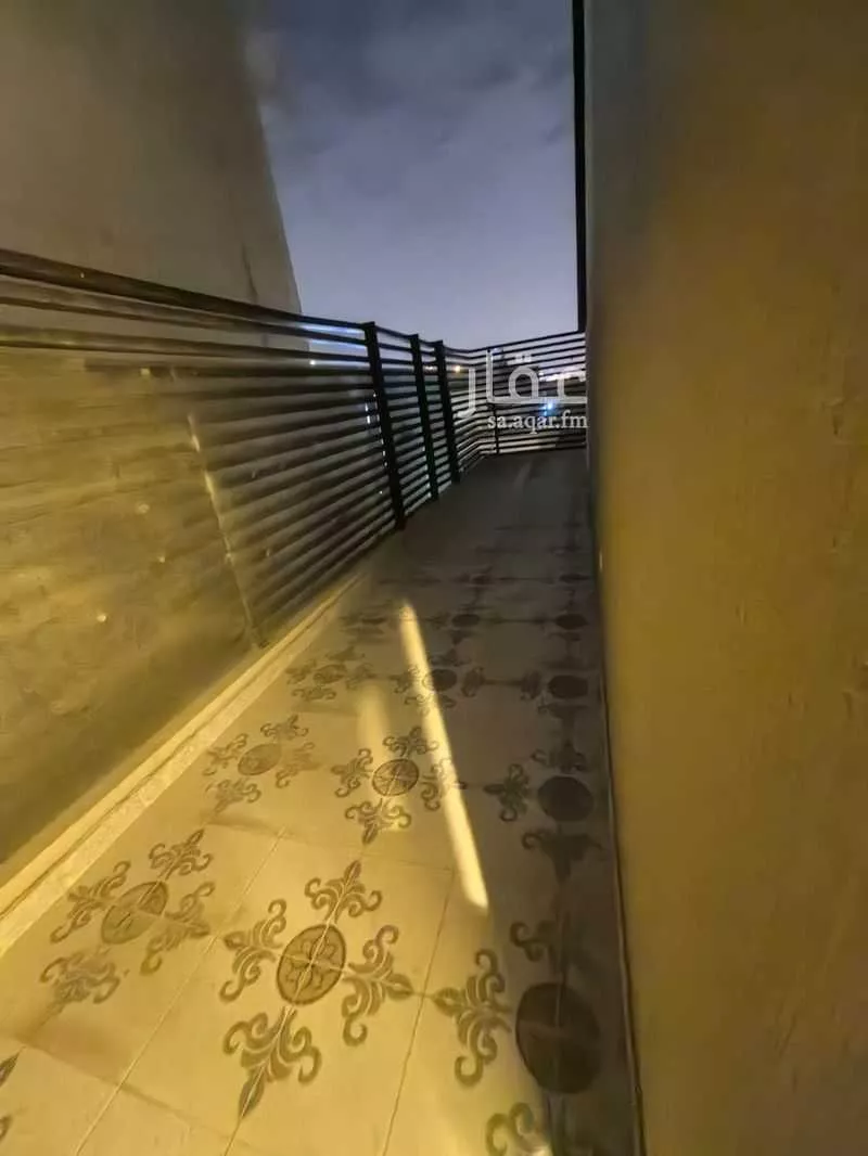 فيلا 18 غرف في العارض 20