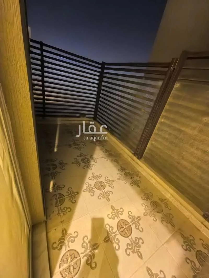 فيلا 18 غرف في العارض 21
