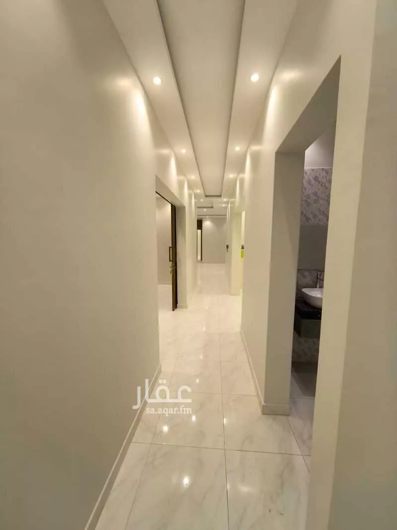 فيلا 18 غرف في العارض 9
