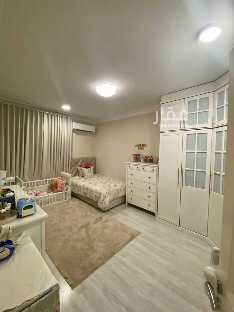 4 bedroom apartment in Al Fayha, Riyadh 15