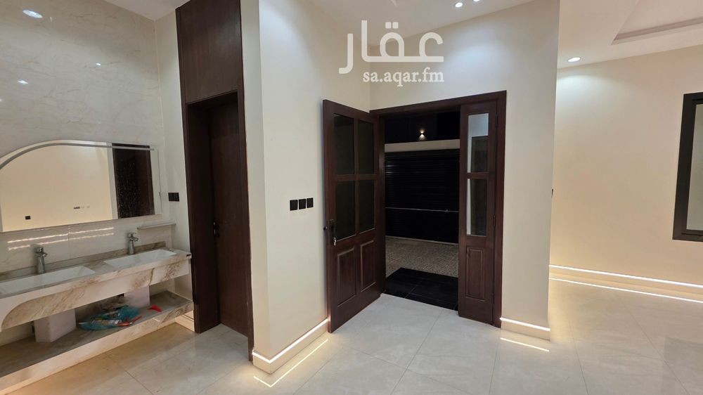 فيلا 4 غرف في الياقوت، جدة 13