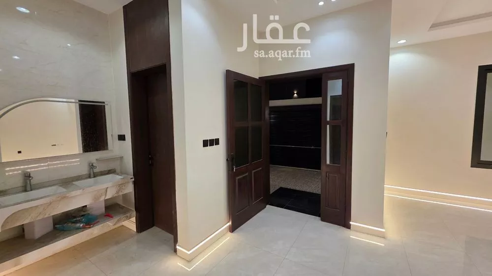 فيلا 4 غرف في الياقوت 13