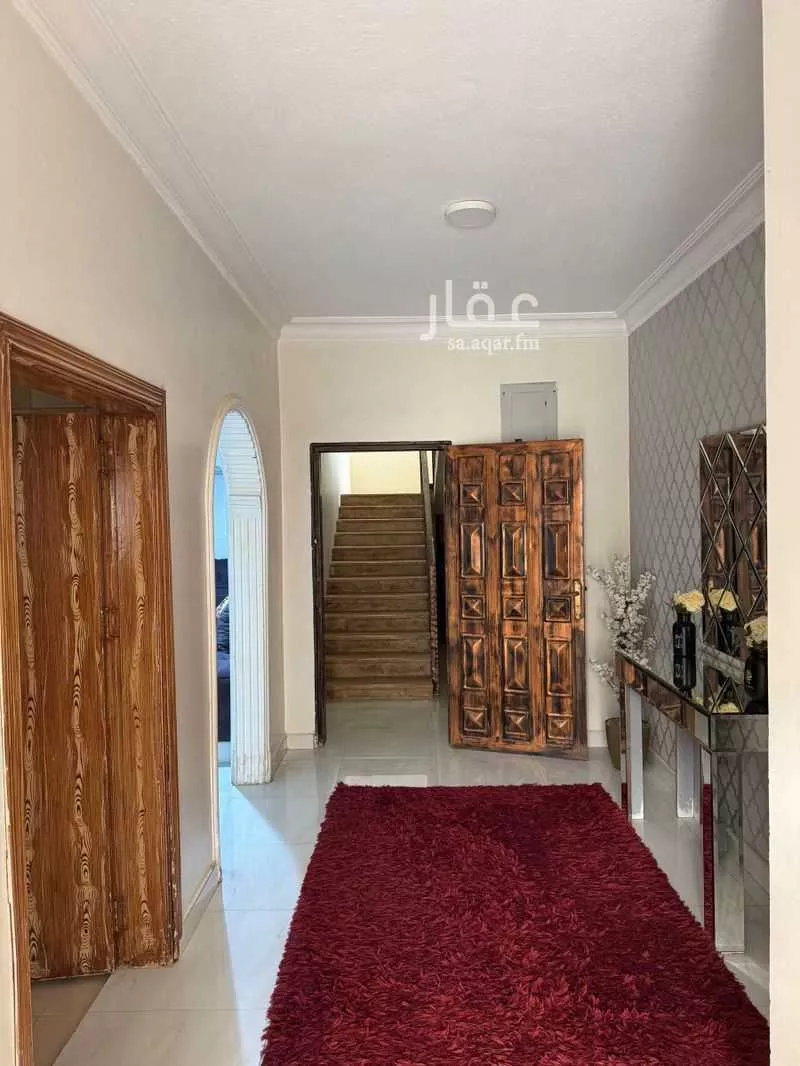 6 bedroom villa in Ishbiliyah 17