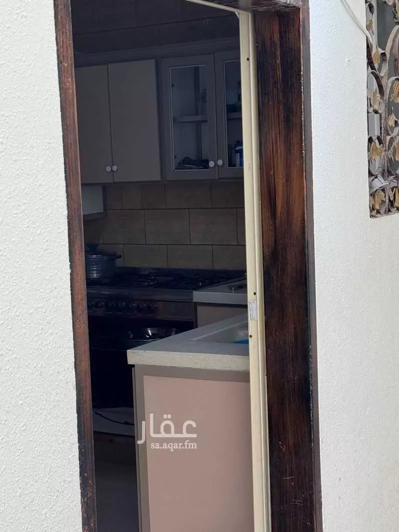 6 bedroom villa in Ishbiliyah 6
