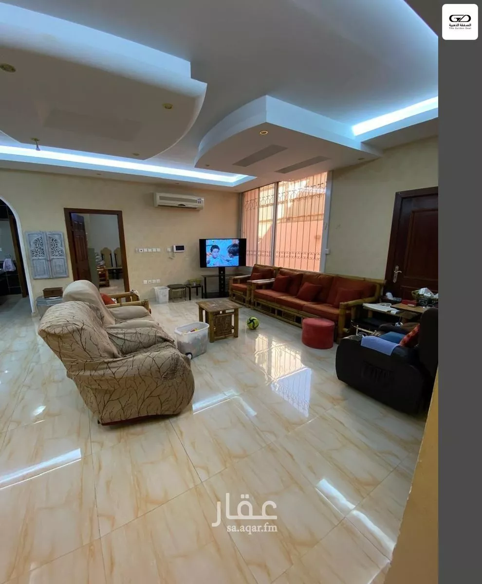 فيلا 6 غرف في البساتين 15