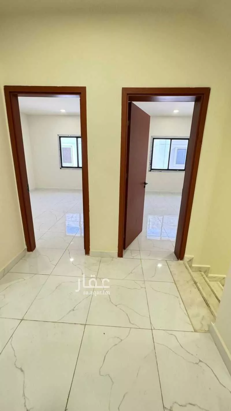 فيلا 7 غرف في الشرق 13