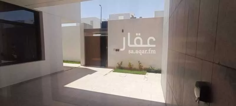 فيلا 8 غرف في الفنار 25