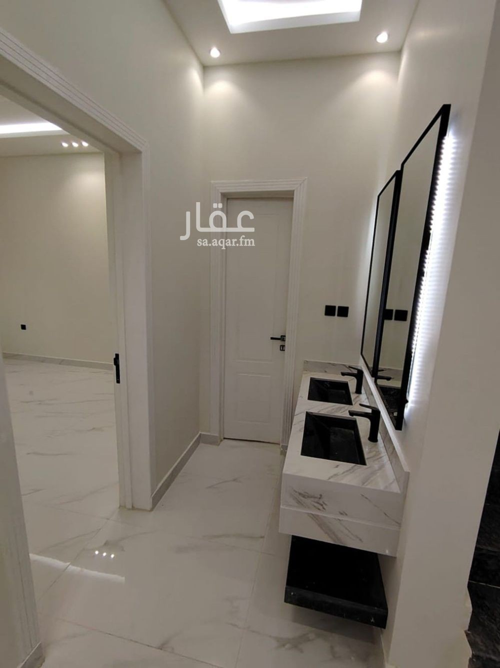 4 bedroom villa in Al Janadriyah, Riyadh 7