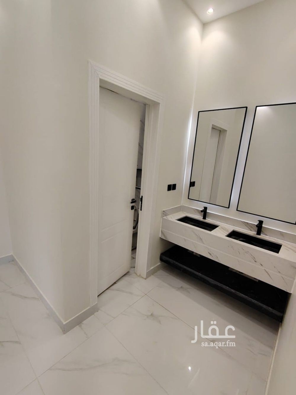 4 bedroom villa in Al Janadriyah, Riyadh 14