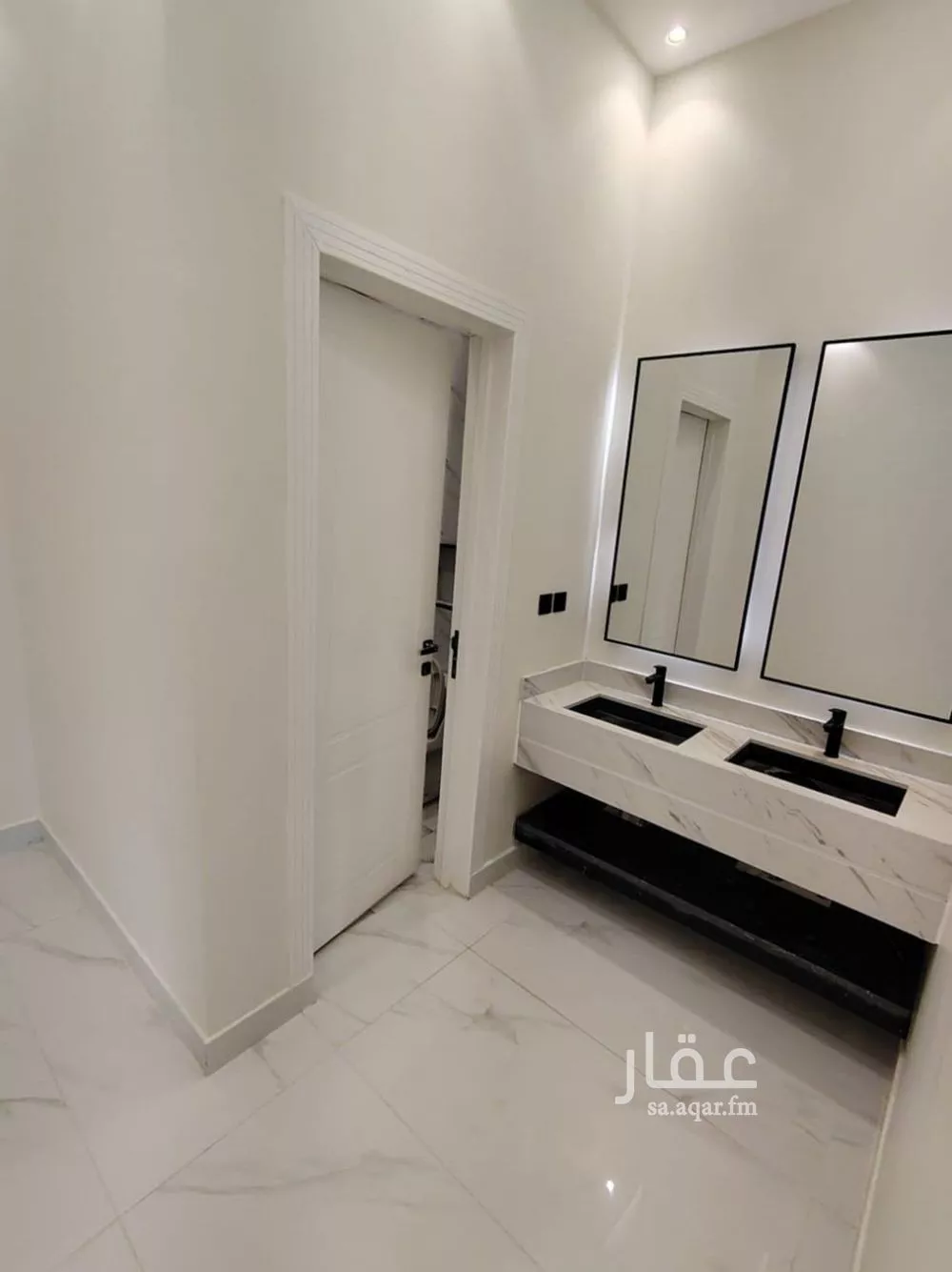فيلا 4 غرف في الجنادرية 14