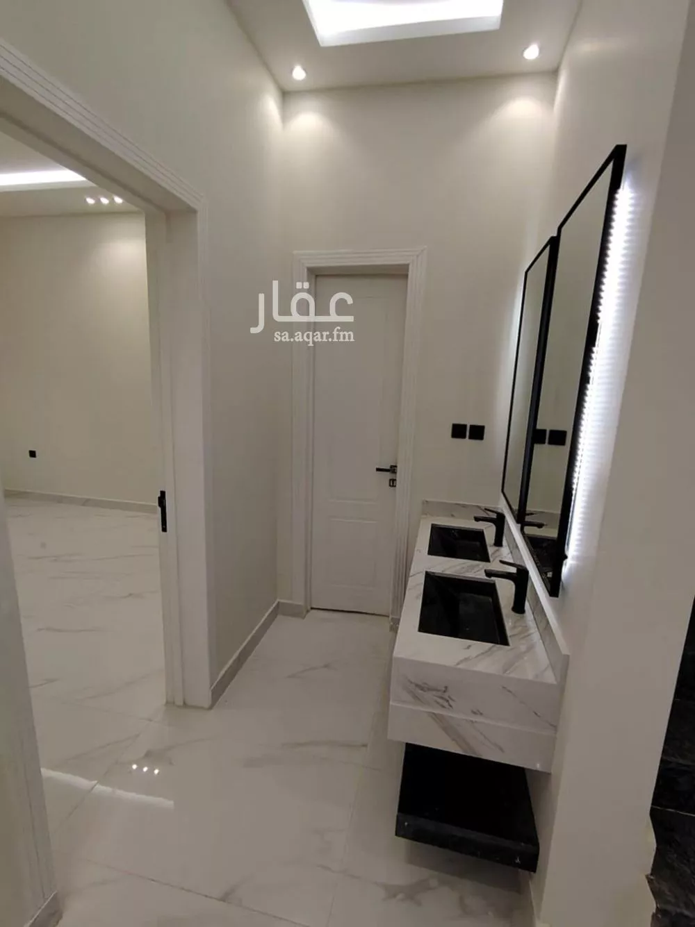 فيلا 4 غرف في الجنادرية 7