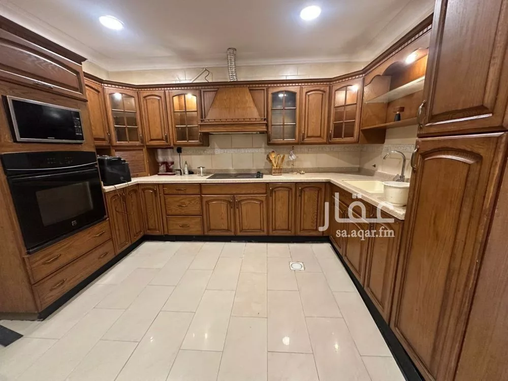 4 bedroom villa in Az Zuhur, Eastern Province 4