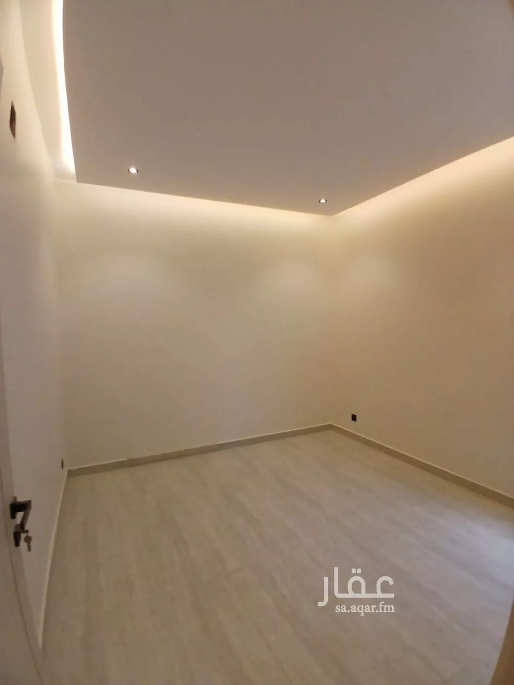 فيلا 4 غرف في الرمال 4
