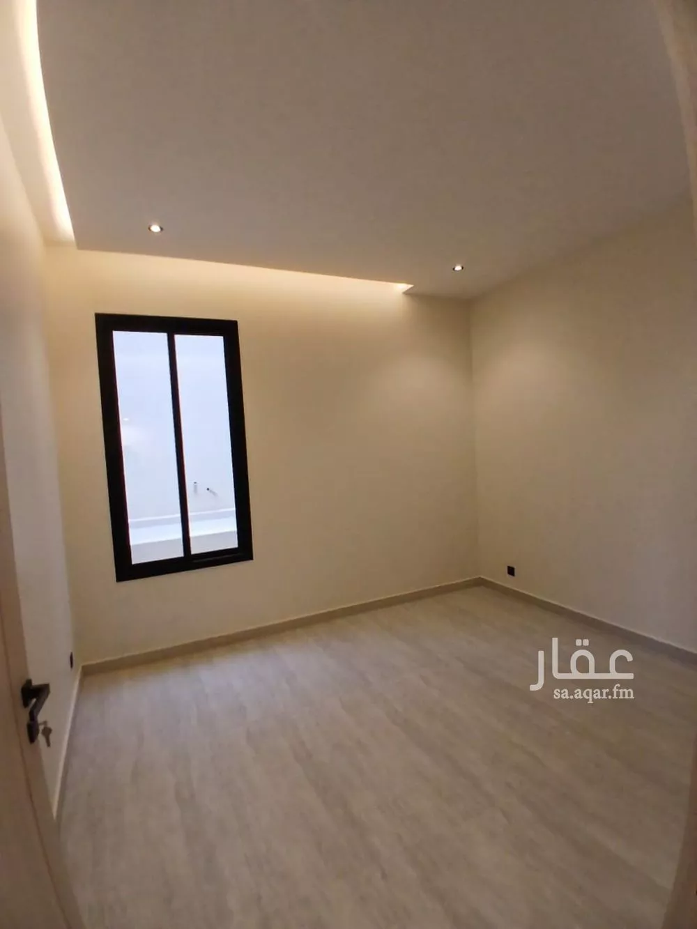 فيلا 4 غرف في الرمال 7