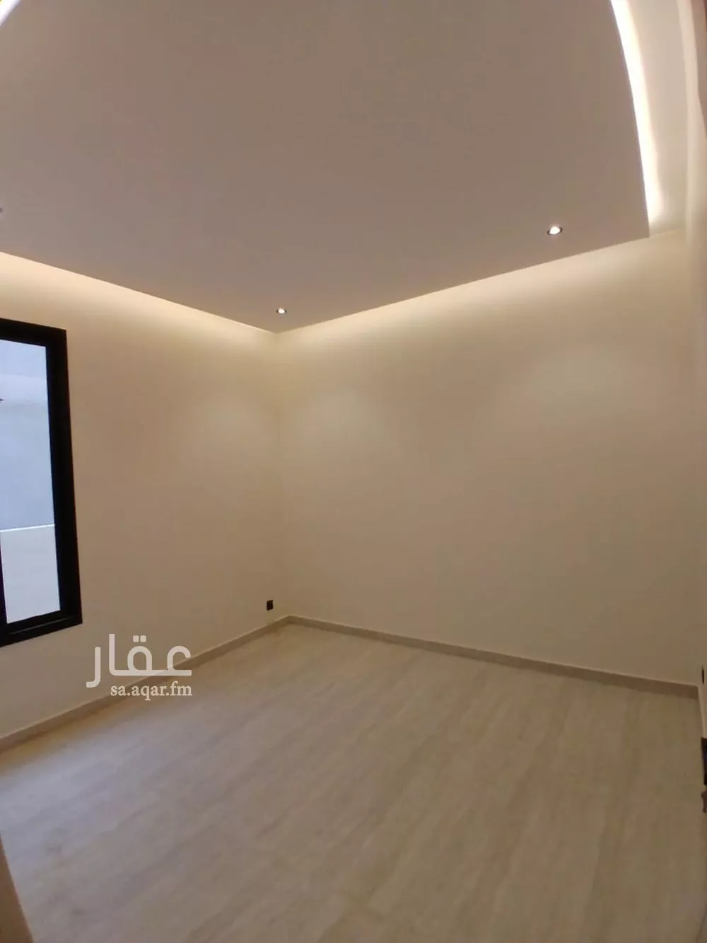 فيلا 4 غرف في الرمال 9