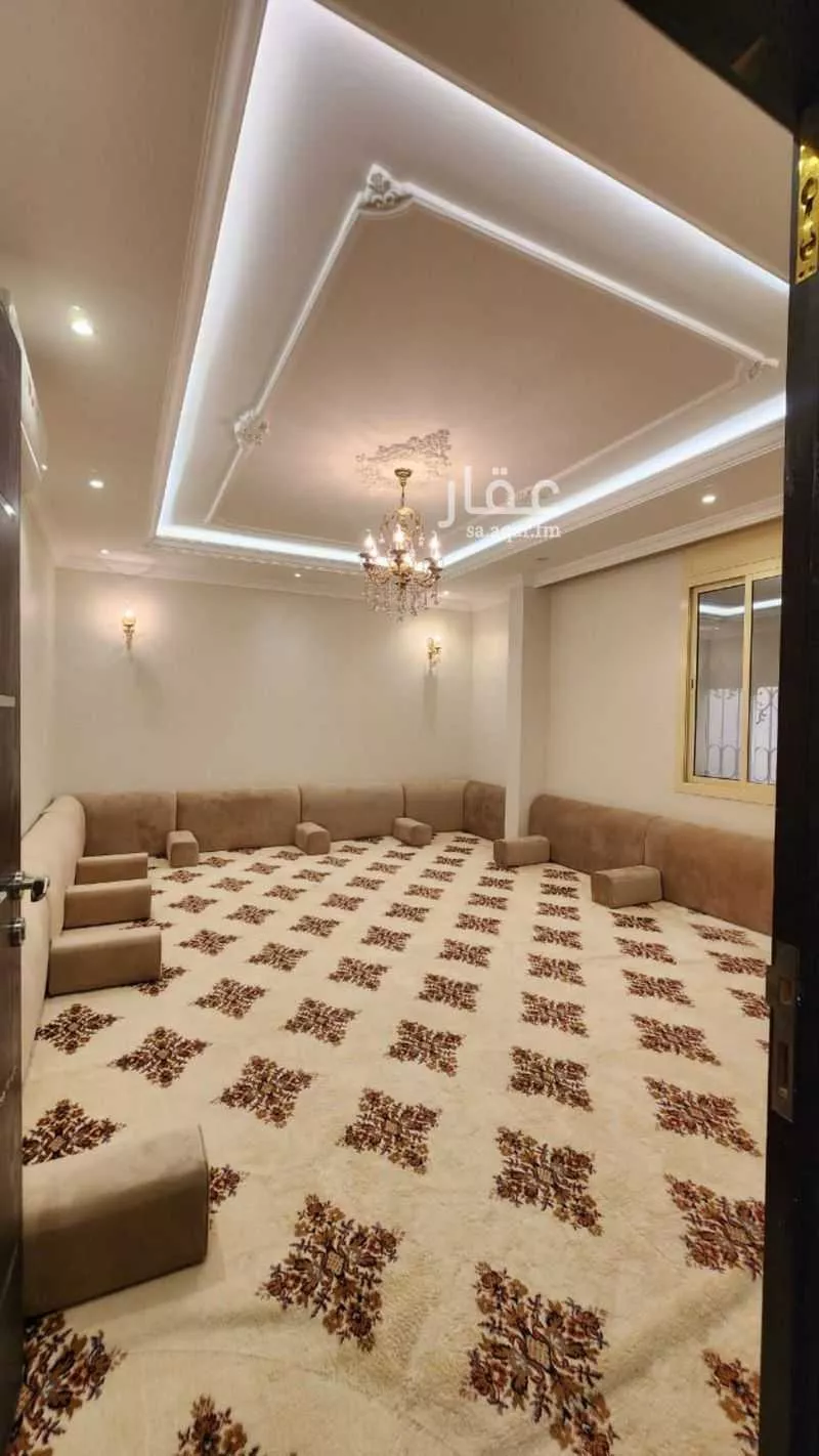 فيلا 6 غرف في الياقوت 4