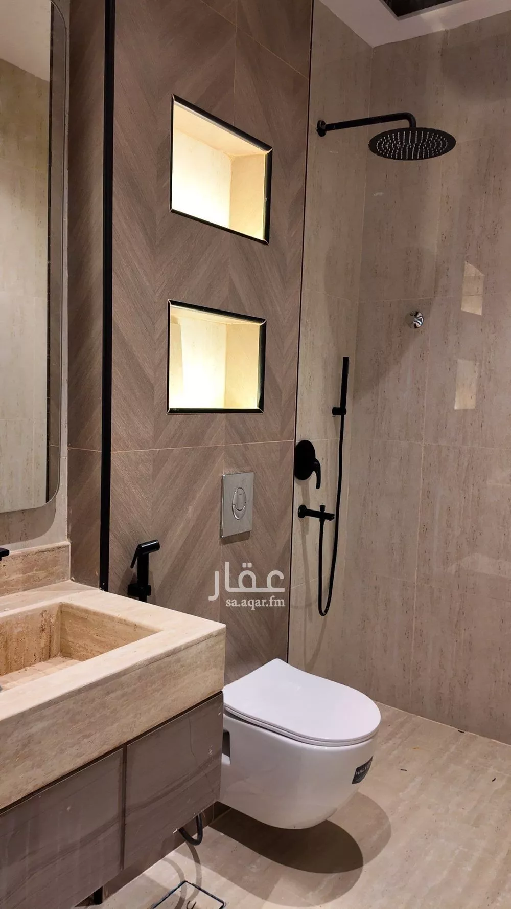 فيلا 4 غرف في الصفا 8