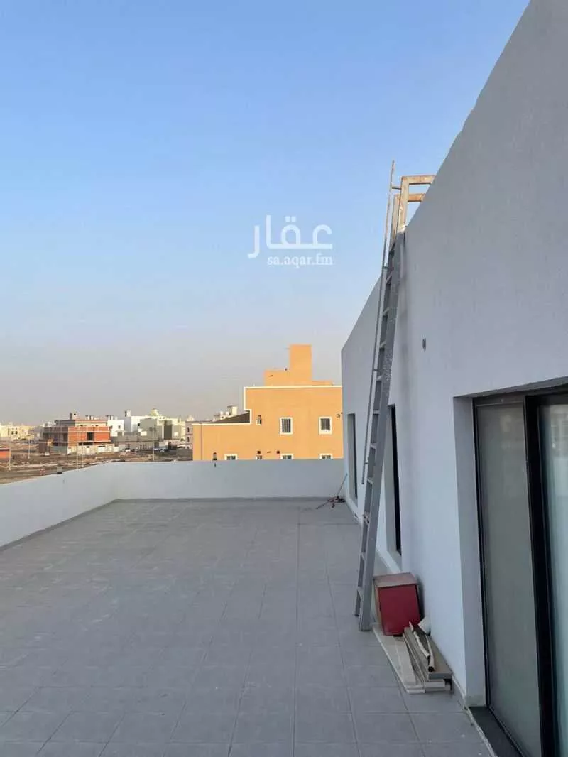 فيلا 5 غرف في الياقوت 8