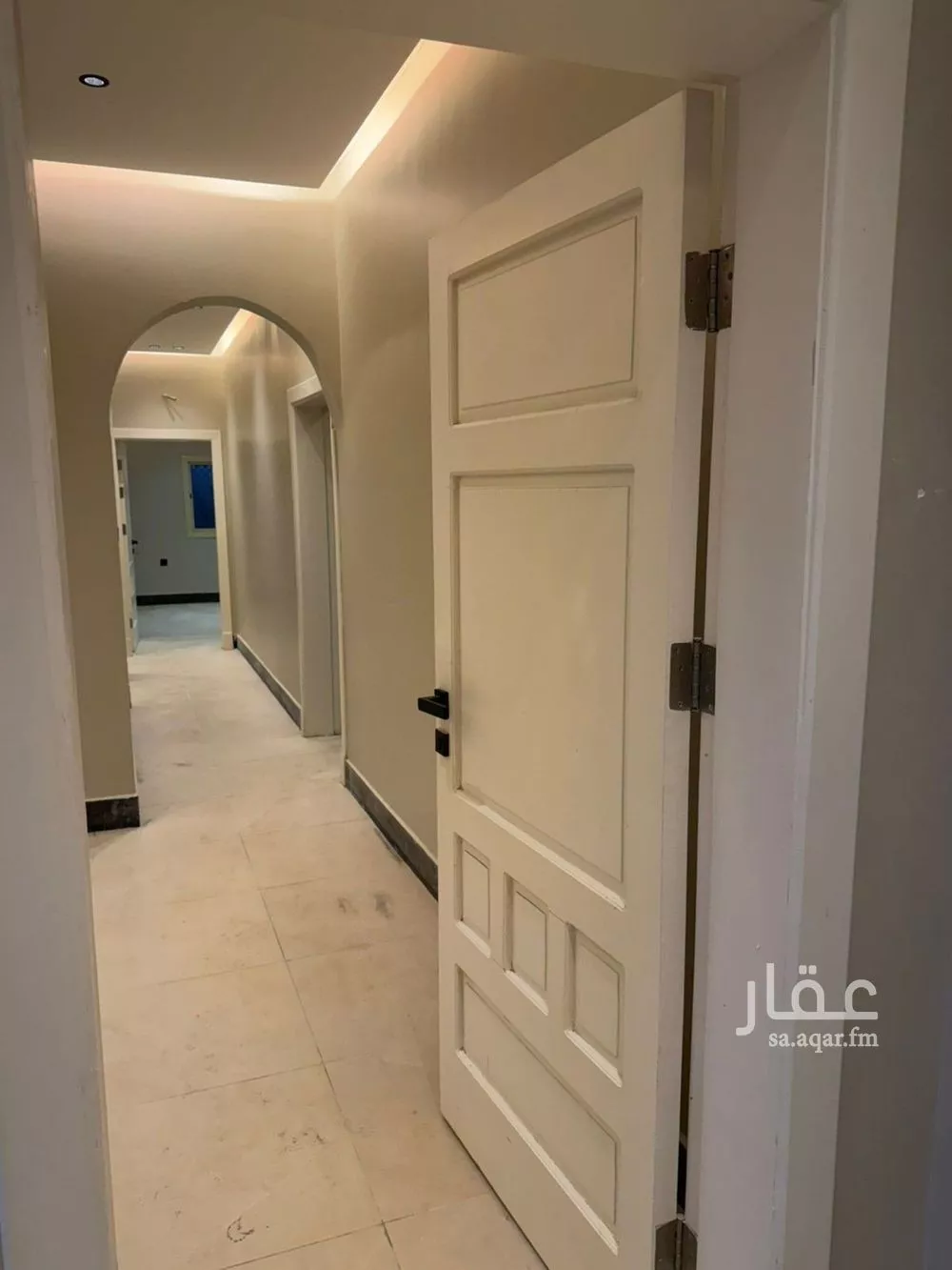 شقة 4 غرف في سكة الحديد 14