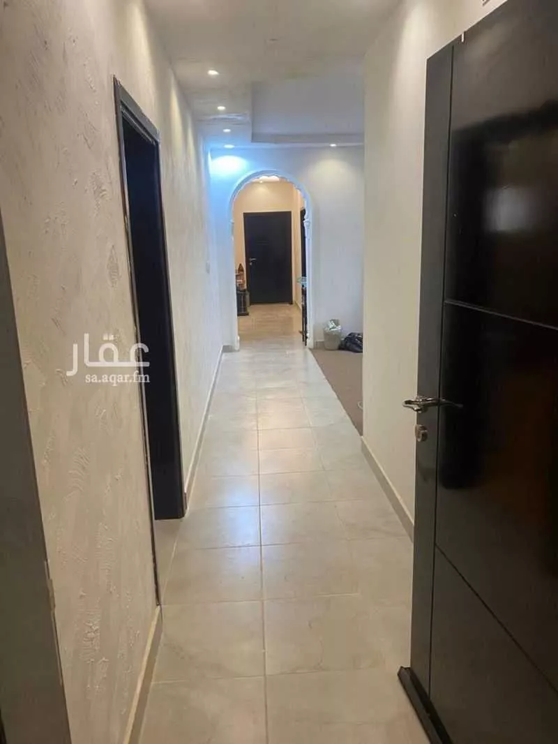 4 bedroom apartment in King Fahd 5