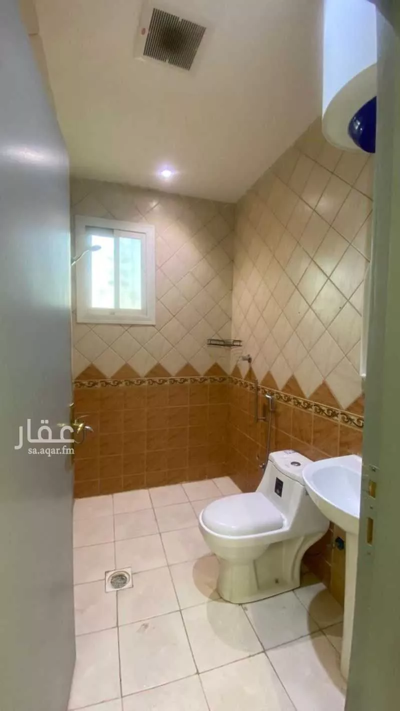 1 bedroom apartment in Dhahrat Laban 7