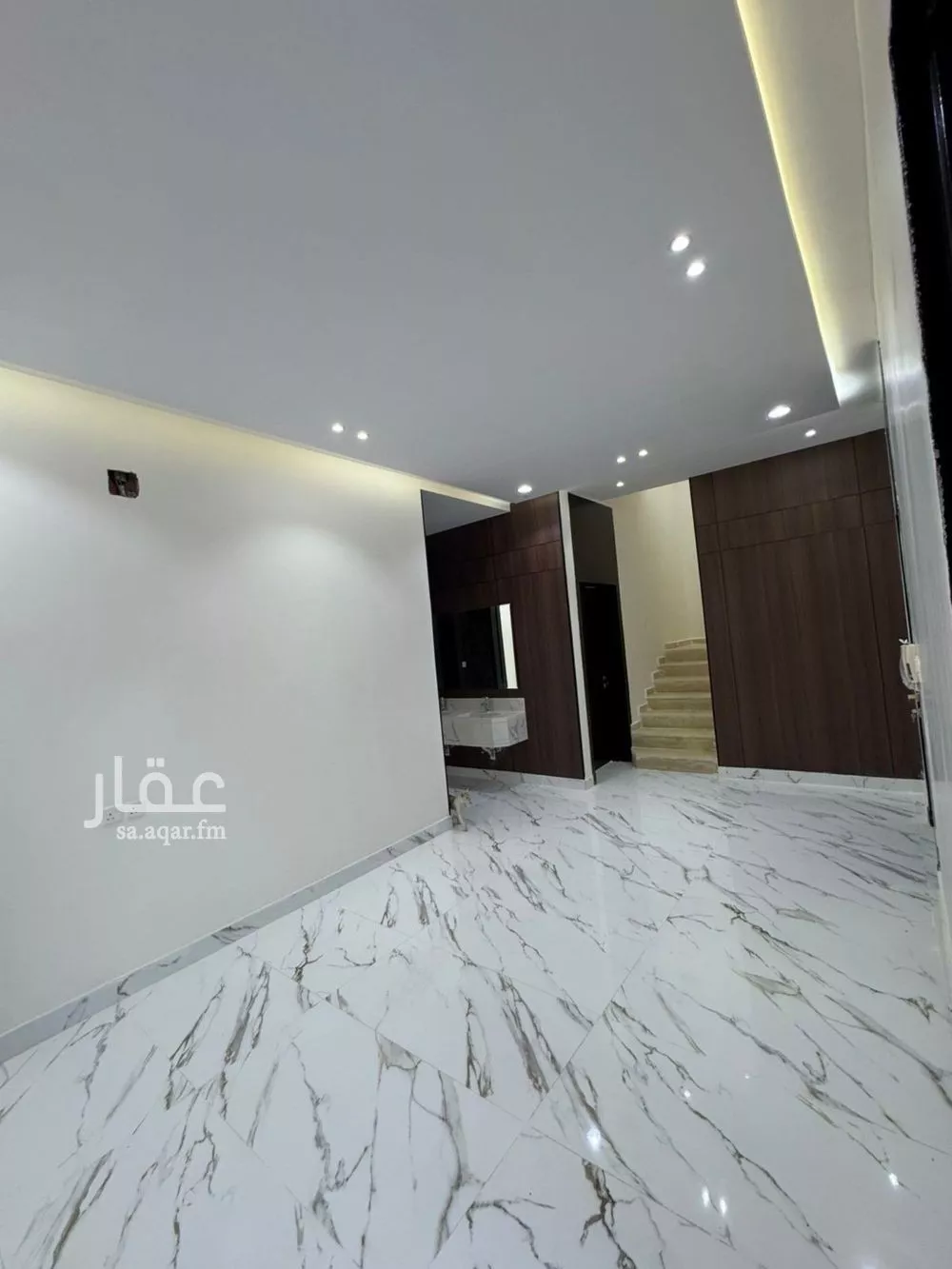 فيلا 5 غرف في العريجاء الغربية 5