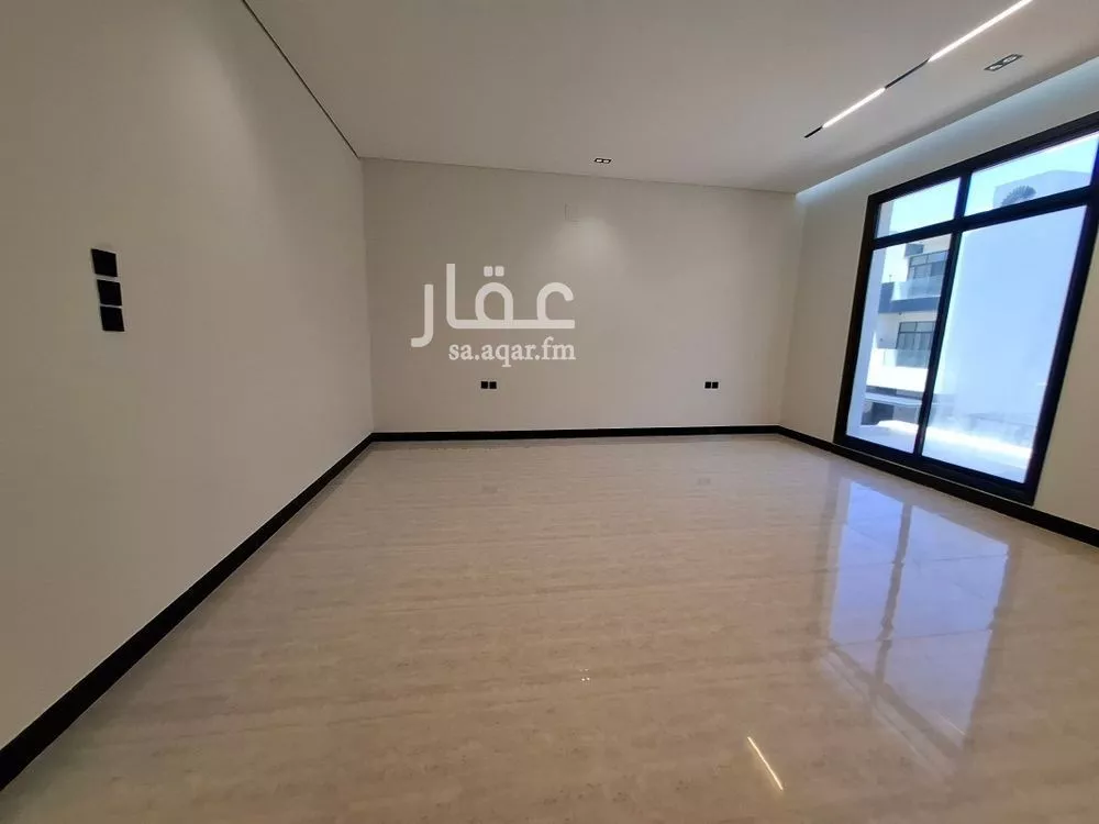 فيلا 6 غرف في الرمال 14