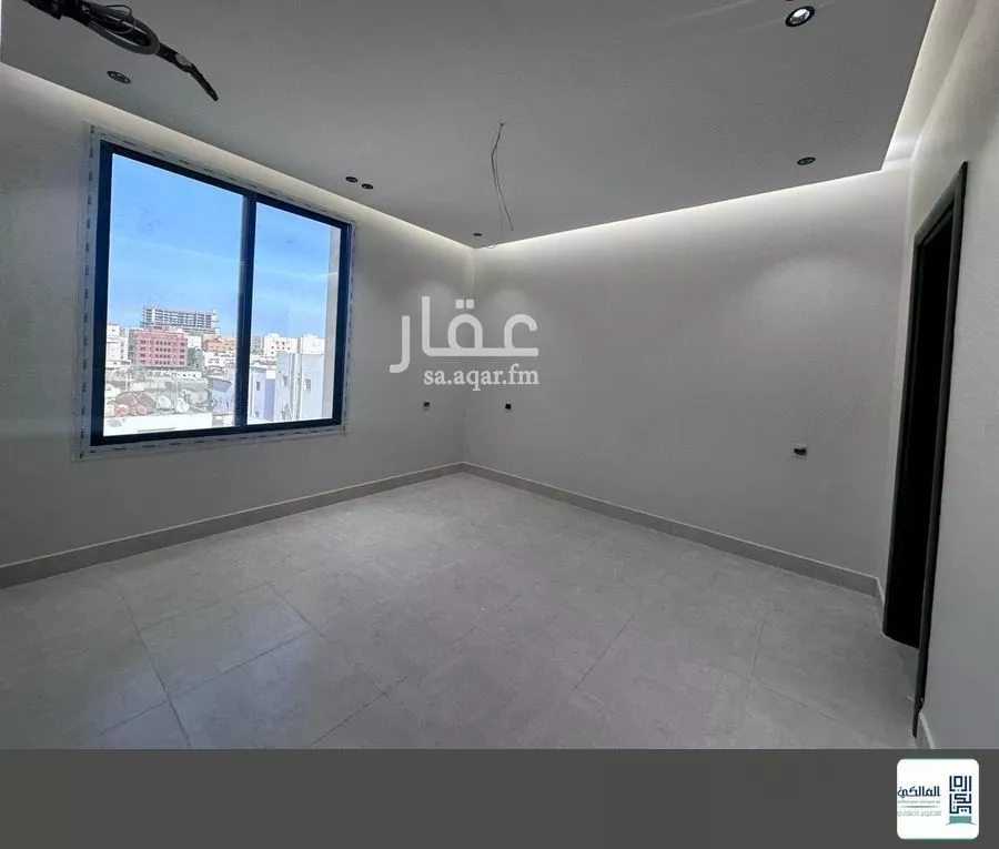 4 bedroom apartment in Al Naeem 9