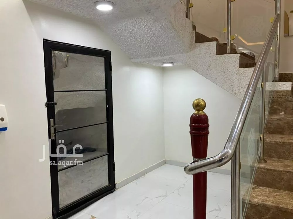 6 bedroom villa in Al Rimal 15