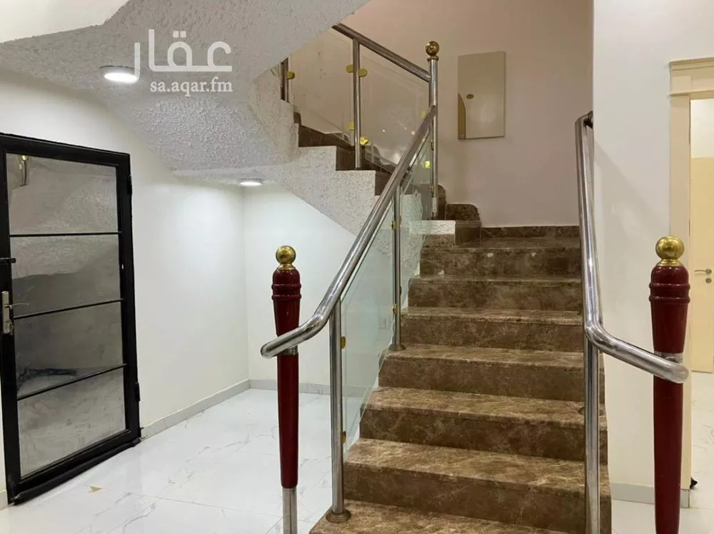 6 bedroom villa in Al Rimal 18