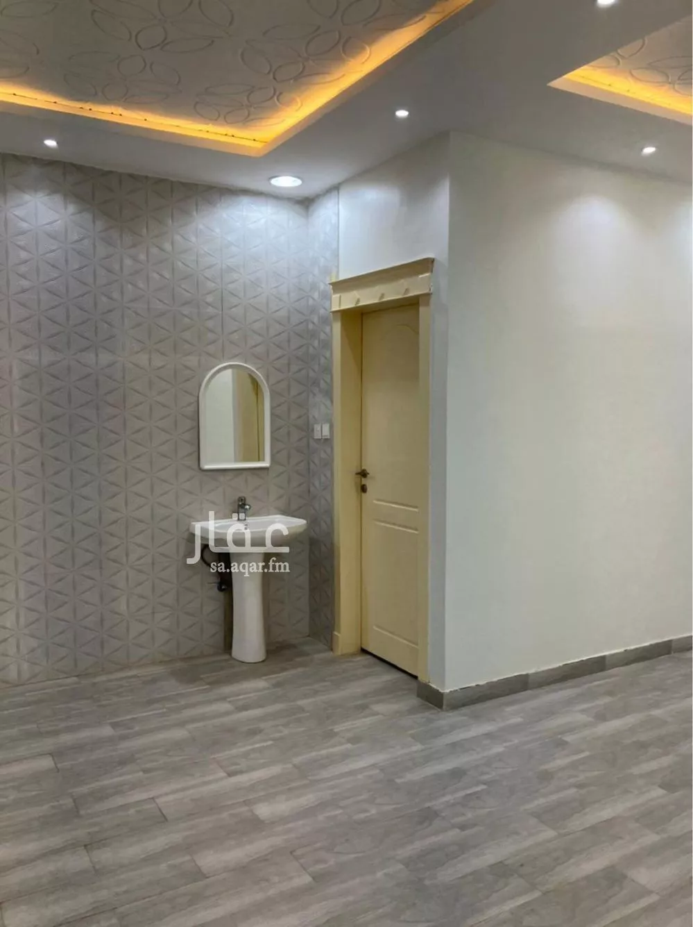 6 bedroom villa in Al Rimal 21