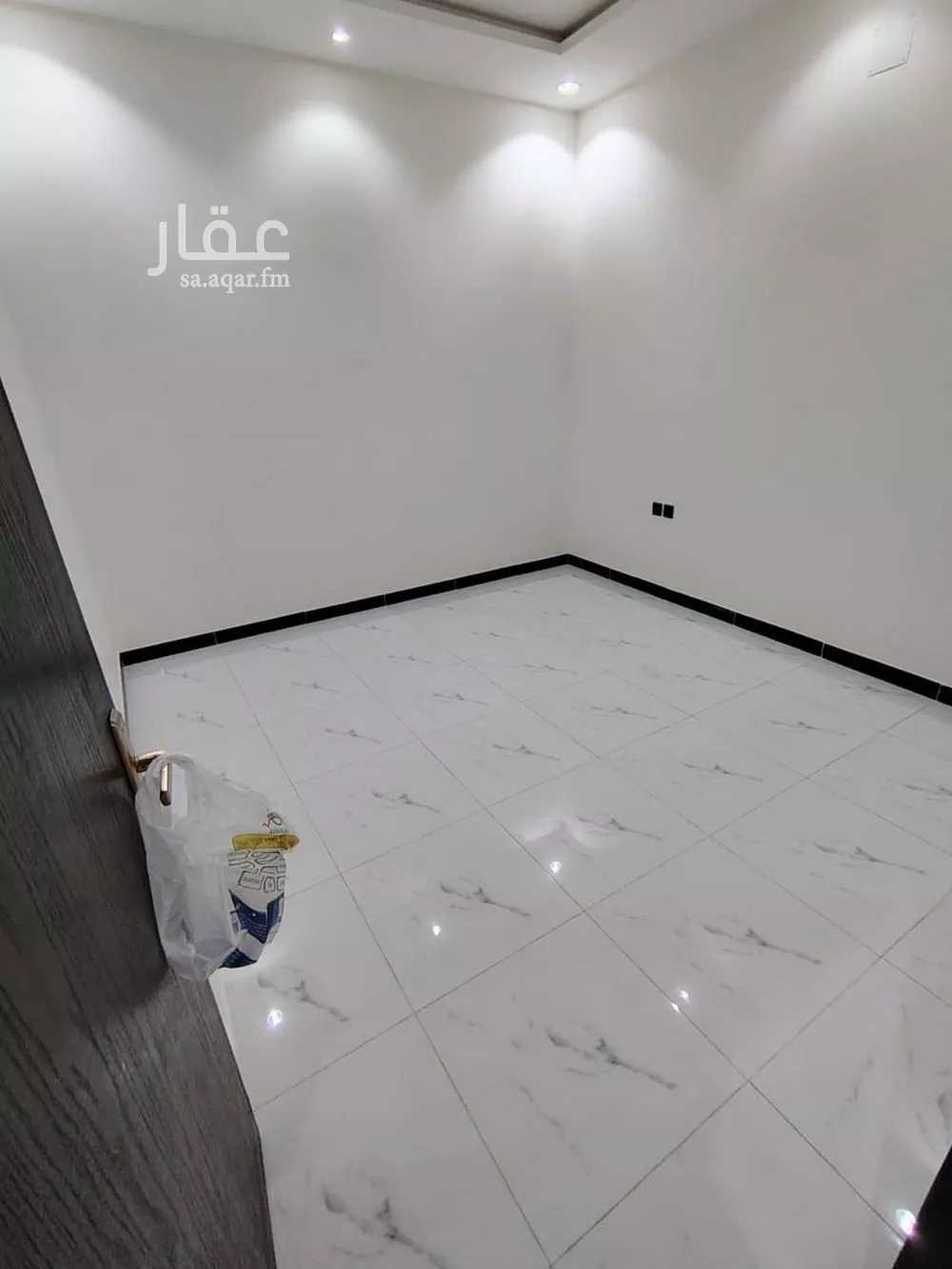 شقة 2 غرف في الشرق 6
