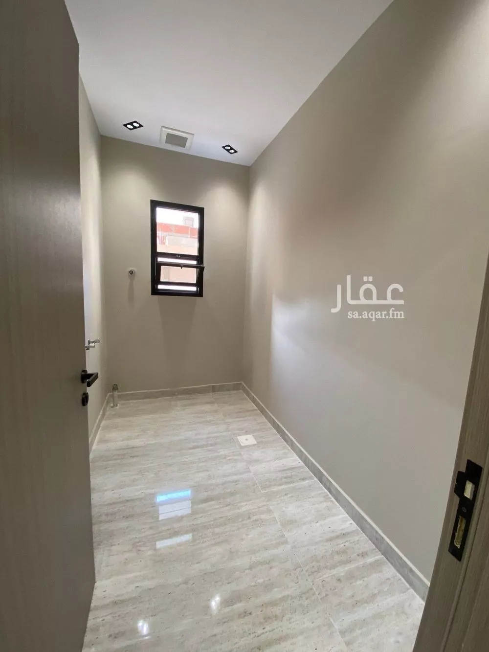 6 bedroom villa in King Fahd 3